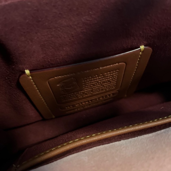 Coach purse - Picture 4 of 5